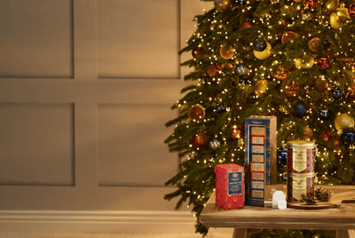 Vánoční čaj Whittard s pomerančovou kůrou, hřebíčkem a vanilkou, porcovaný - Dárková krabička